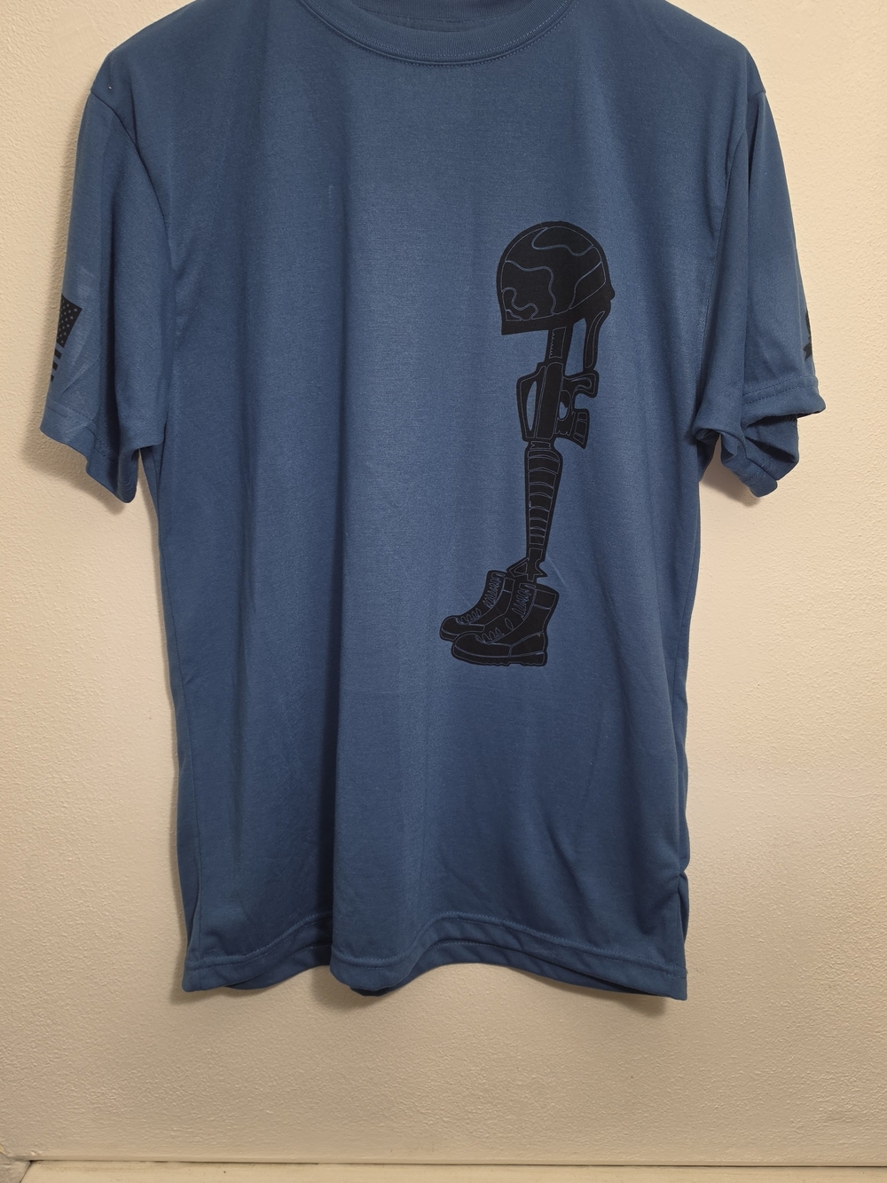 VetFriends Military Patriotic T Shirt Mens XL Blue Battlefield Cross American Fl
